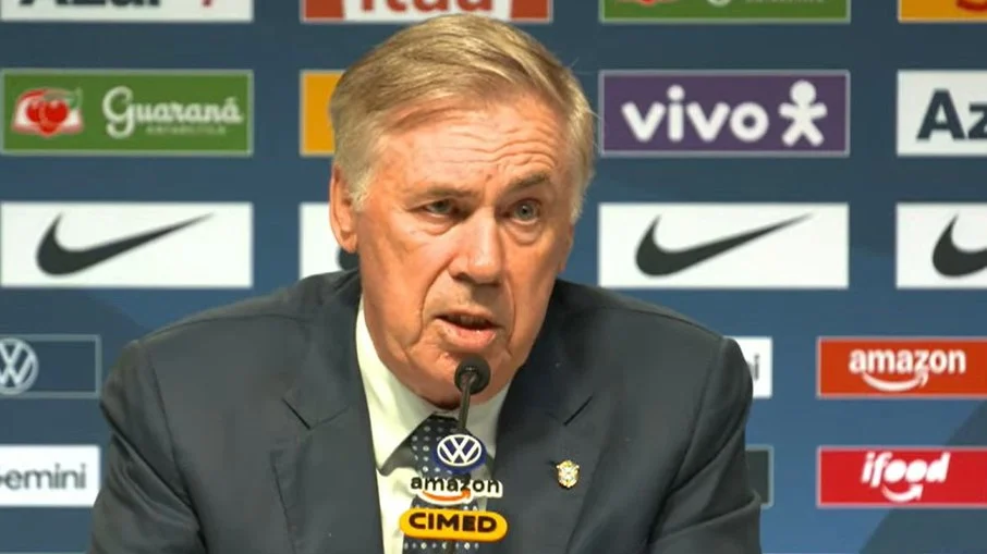 Ancelotti, ídolo do real madrid, surpreende e adota tática do