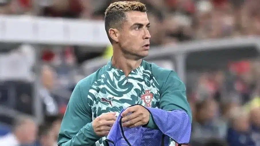 Jorge jesus promete ‘puxão de orelha’ em cristiano ronaldo e