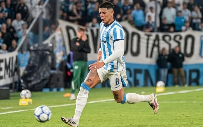 Marcos rojo perto do estudiantes: retorno iminente para reforçar adversário