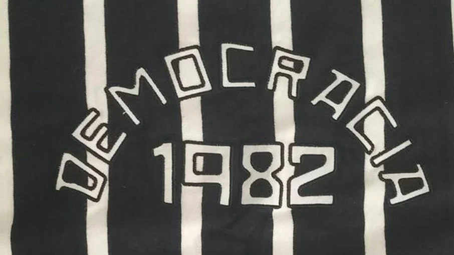 Voto consciente: o orgulho de minha camisa corinthiana declarar valores