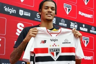 Newton retorna aos treinos do são paulo: volante inicia transição