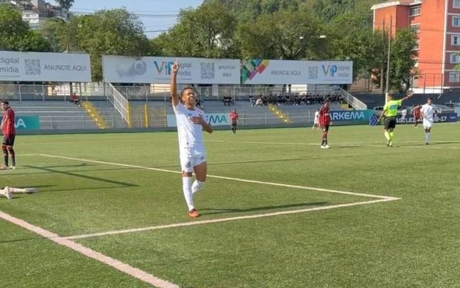 Santos vence vitória por 5 a 0 no brasileirão sub 17
