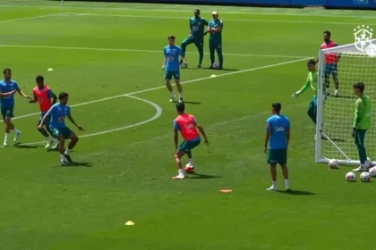 Seleção brasileira de ancelotti realiza treino aberto para 9 mil