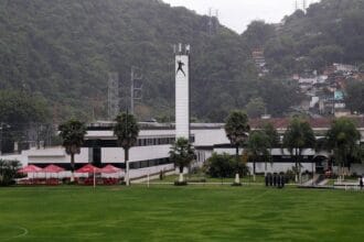 Santos garante ct rei pelé por 40 anos em acordo