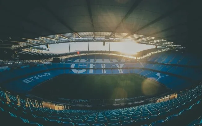 Imunidade diplomática do presidente do manchester city: como khaldoon al