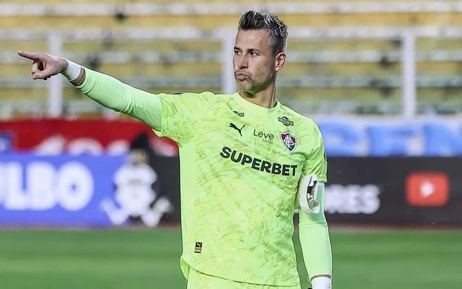 Guga, lateral do fluminense, revela a importância vital da experiência