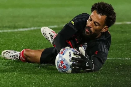 Vozinha, astro de cabo verde, revela o lado sombrio da
