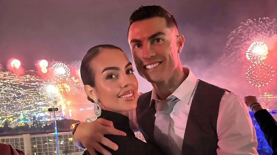 Georgina rodríguez, esposa de cr7, dispara contra jorge jesus em