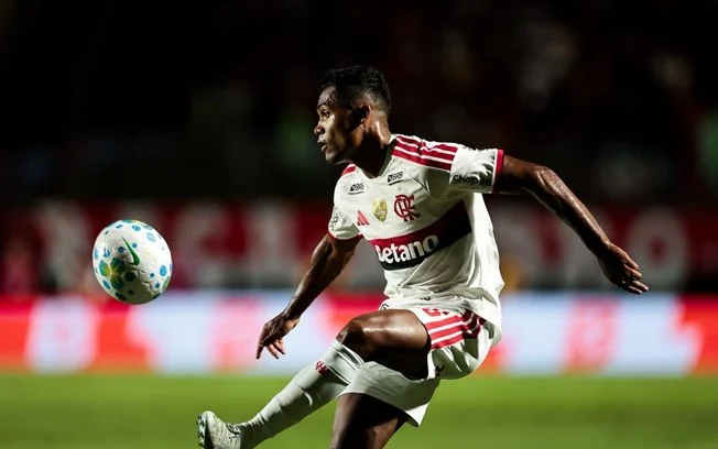 Flamengo em alerta máximo: seis jogadores pendurados contra o santos