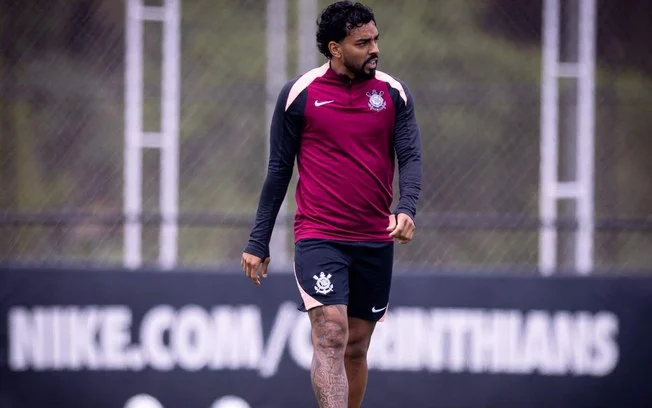 Corinthians de diniz com dúvidas e retornos cruciais para enfrentar