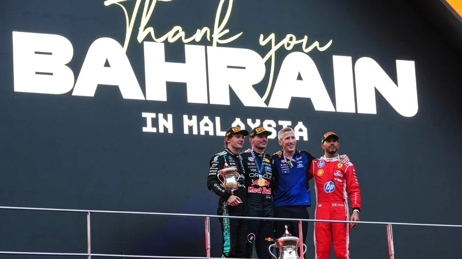 Verstappen desafia o caos malaio: como o piloto da red