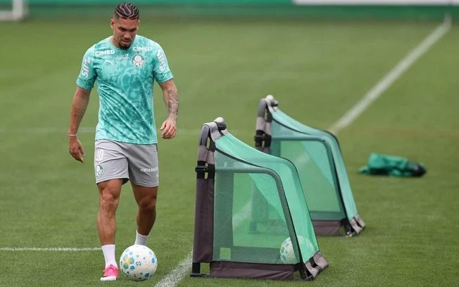 Trio paraguaio retorna ao palmeiras: gómez, sosa e mauricio reforçam